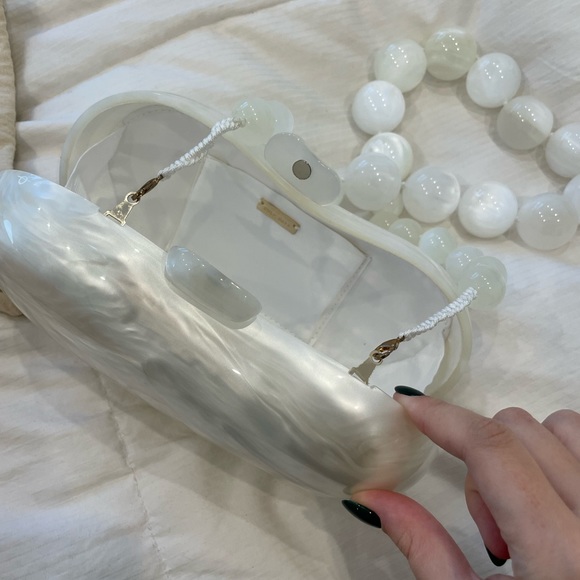 Cult Gaia Tallulah Bean Handbag - Picture 5 of 5